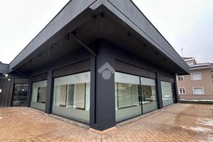 NEGOZIO A BORGO SAN DALMAZZO