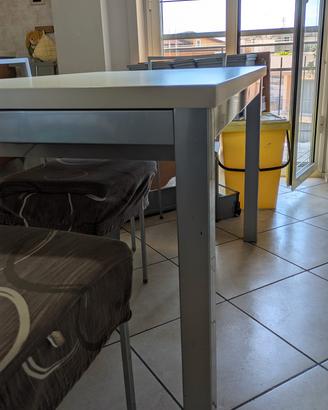 tavolo e sedie Scavolini 