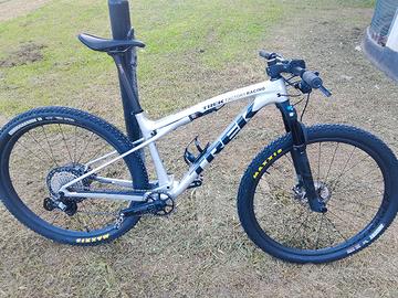 trek supercaliber slr 