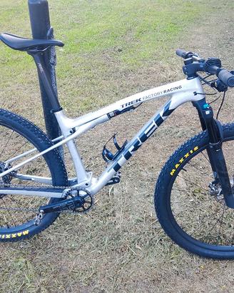trek supercaliber slr 