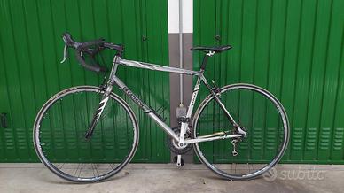 Bici da corsa Sport 3 Decathlon leggera