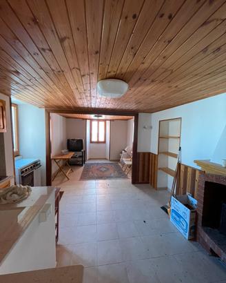 Casa quasi indipendente nel centro di Palena