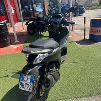Piaggio Beverly 350 SportTouring ie ABS