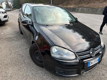 Golf  5  2.0 Tdi 140 cv 4 motion