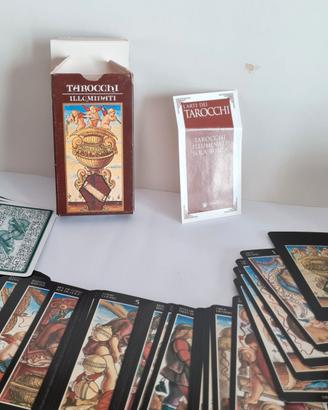 Tarot  Illuminati   , un mazzo carte divinator