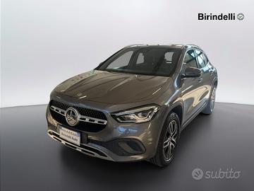 MERCEDES-BENZ GLA (H247) - GLA 180 d Auto