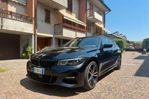 BMW 320d Touring mhev 48V xdrive Msport auto