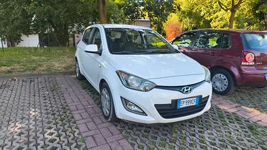 Hyundai i20 2012 benzina