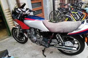 Yamaha XJ 750 - 1984