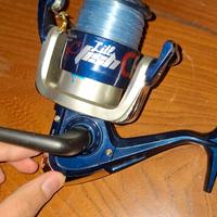 Mulinello da pesca blu