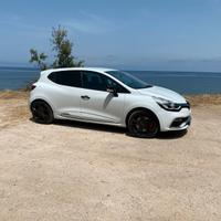 Renault clio RS IV 4 1.6 T 200CV EDC 5 porte