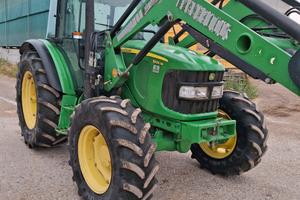 john  deere  5100 M