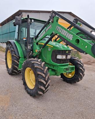 john  deere  5100 M