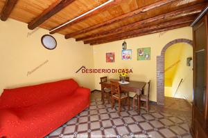 Casa, Termini Imerese.
