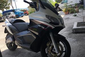 Aprilia srv 850 originale