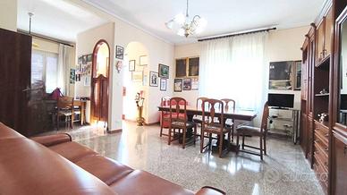 Villa di 150 m² con 4 locali a Foligno