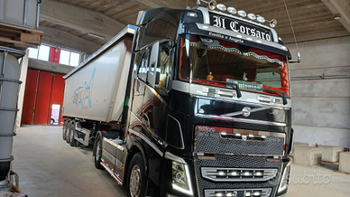 Trattore volvo vasca semirimorchio