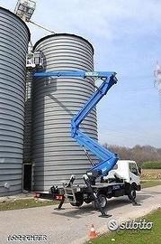 Piattaforma autocarrata elettrica