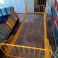 Struttura letto allungabile giallo+doghe+materasso
