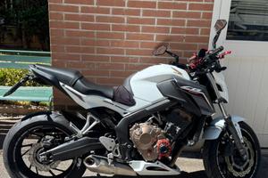 Moto Honda CB650F