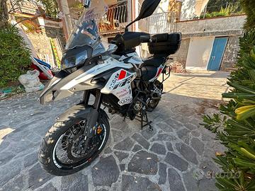 Benelli trk 502 x