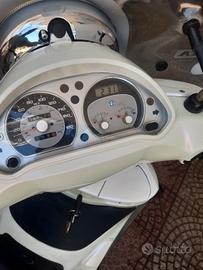 piaggio beverly 