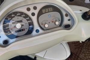 piaggio beverly 