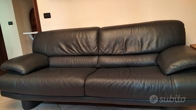 Divano Natuzzi in pelle Nero come nuovo