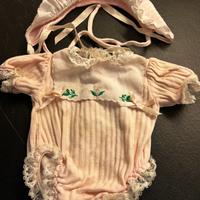 Abitino/Pagliaccetto e Cuffietta bambola Baby Viva