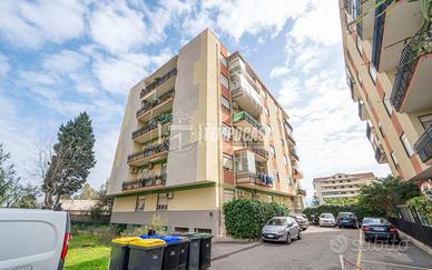 Interessante Quadrivani Panoramico con Posto Auto