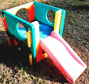 Scivolo e gioco attrezzato little tikes per bimbi