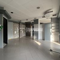 LOCALE COMMERCIALE IN CENTRO