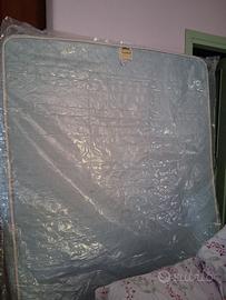 materasso matrimoniale con reti