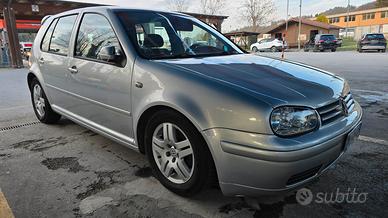 Golf IV 1.9 TDI 115cv CON CERCHI ORIGINALI