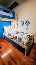 Letto doppio con pezzi arredo cameretta