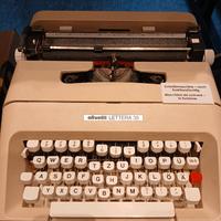Macchina da scrivere