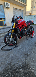 Ducati monster 1200s