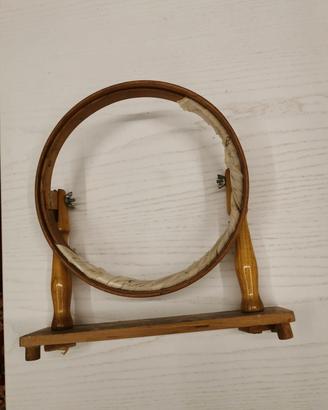 Telaio per ricamo in legno