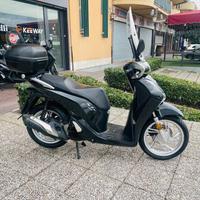 HONDA SH 150 TUTTO INCLUSO ANCHE PASSAGGIO!