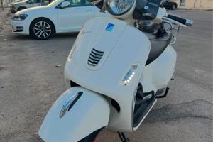 Vespa gts 300