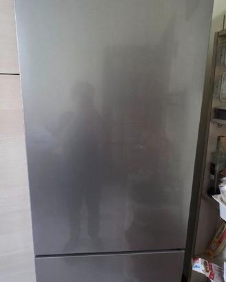 Frigorifero Samsung Serie 6000 (RB33B610ESA)