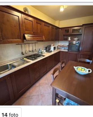 Cucina in noce legno massello