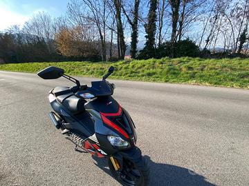 Aprilia SR50 racing