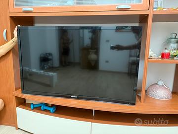 Hisense 50”