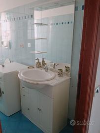 Mobile  da bagno con specchio