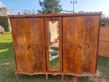 Armadio antico