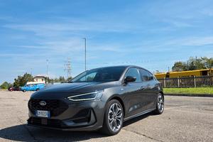 Ford Focus 155cv mhev St line X