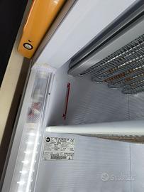 Congelatore verticale