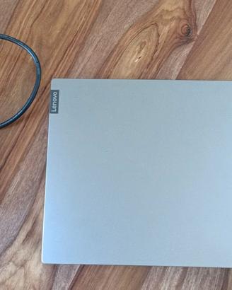 Lenovo Thinkbook 14-IIL  Intel I7