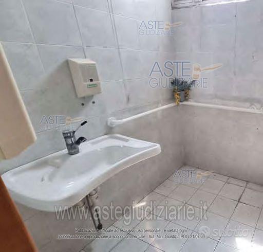 Negozio Collesalvetti [A4354392] - Altro